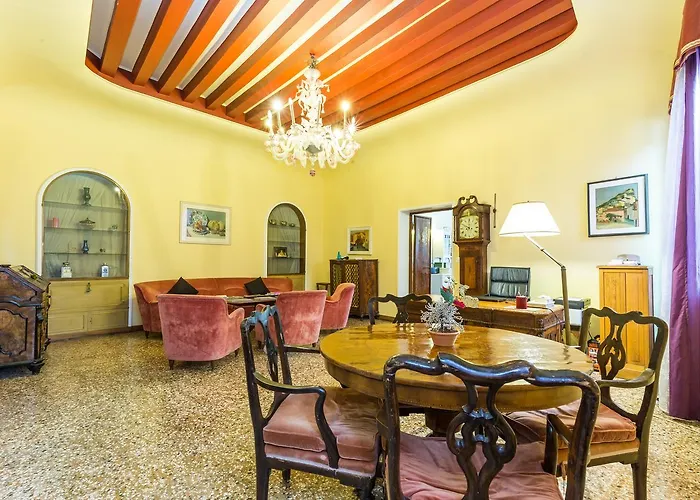 Konukevi Dose Venedik